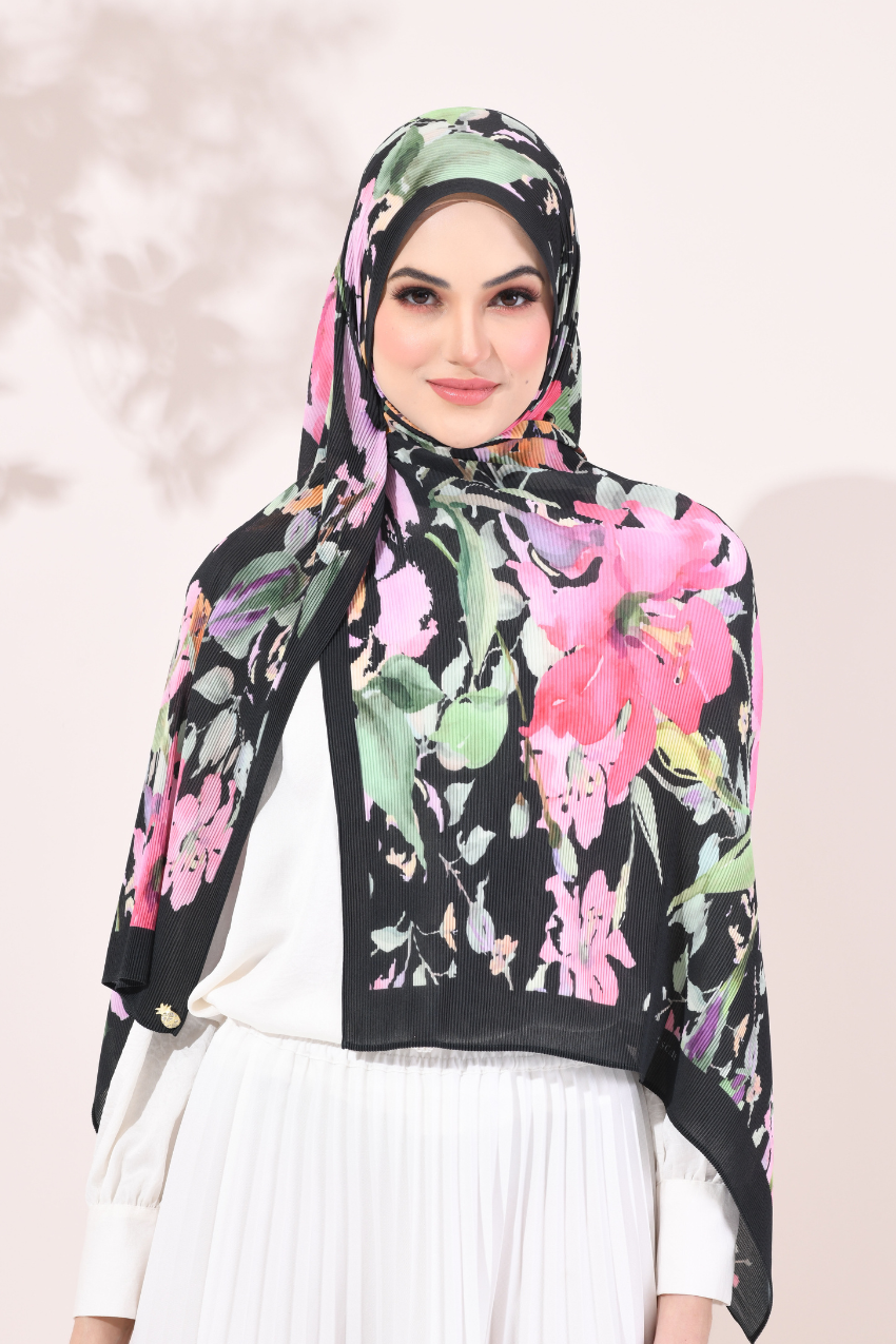 (SAMPLE) ( Full Wide Pleats Shawl ) Paint in Bloom ( GOSSIP )