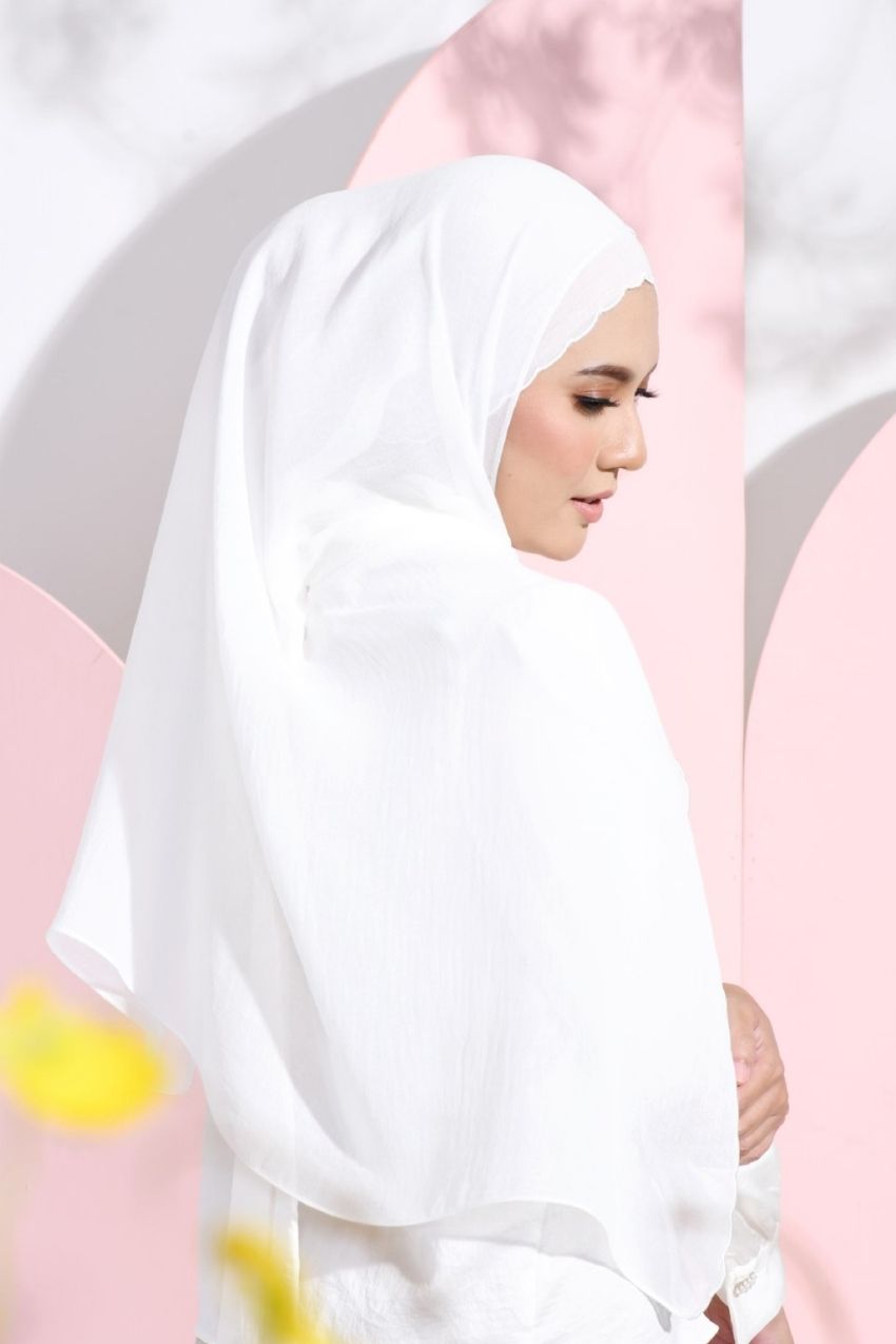 Saloma Embroidery Mixed Cotton Chiffon Shawl ( So Bride )