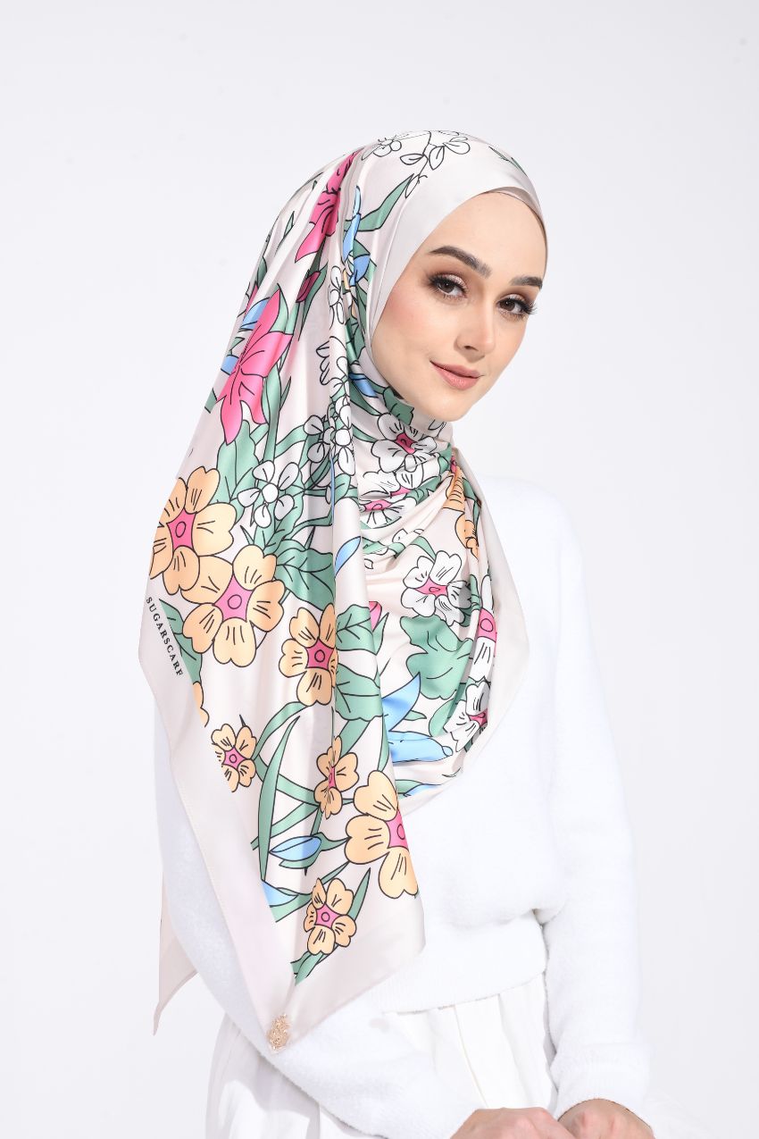 YES ( Shawl ) Wild Blooms Mixed Satin Silk ( Laila )