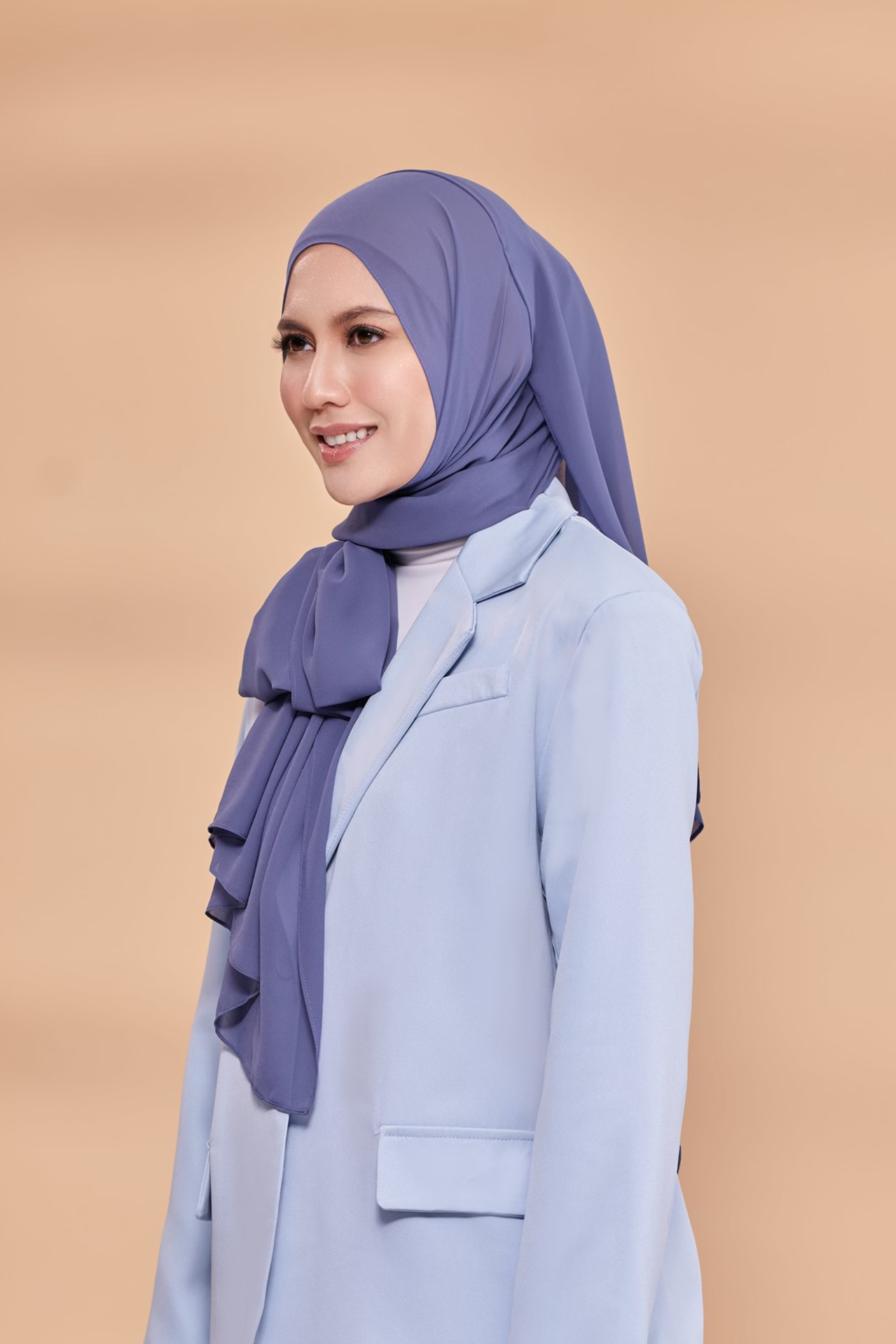 Emily Lux Chiffon  ( First Class - Beta-blue )