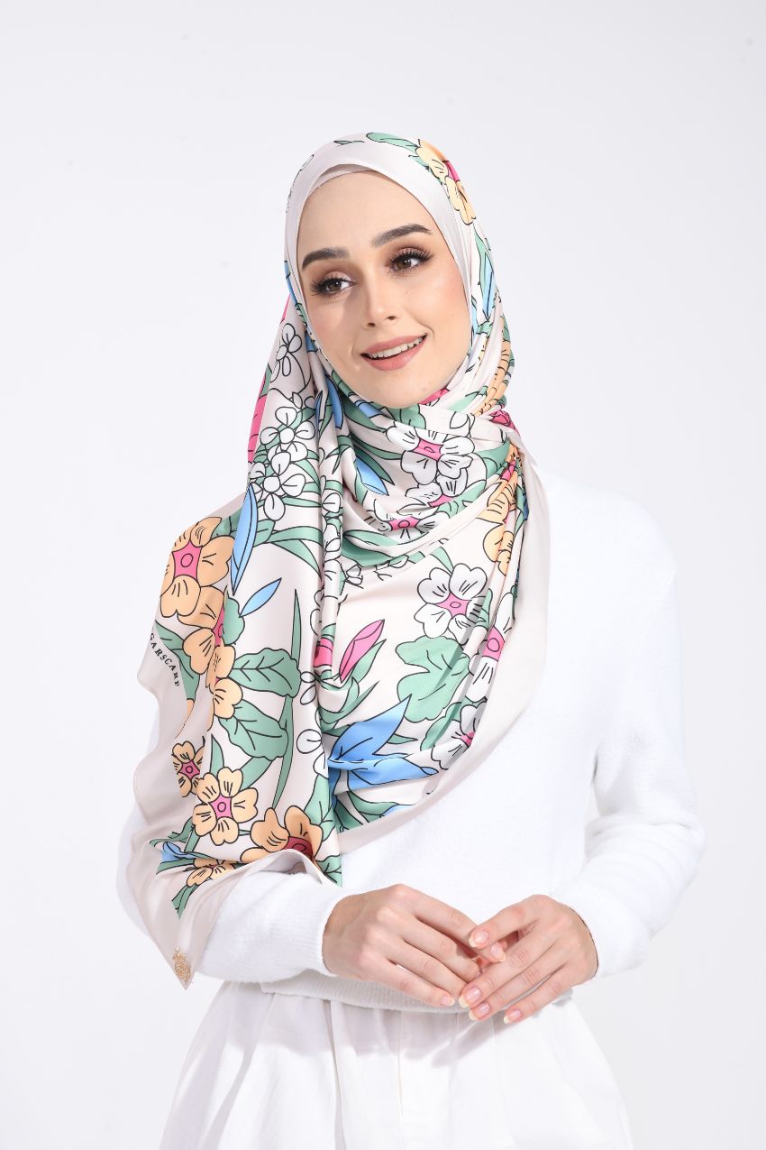 YES ( Shawl ) Wild Blooms Mixed Satin Silk ( Laila )