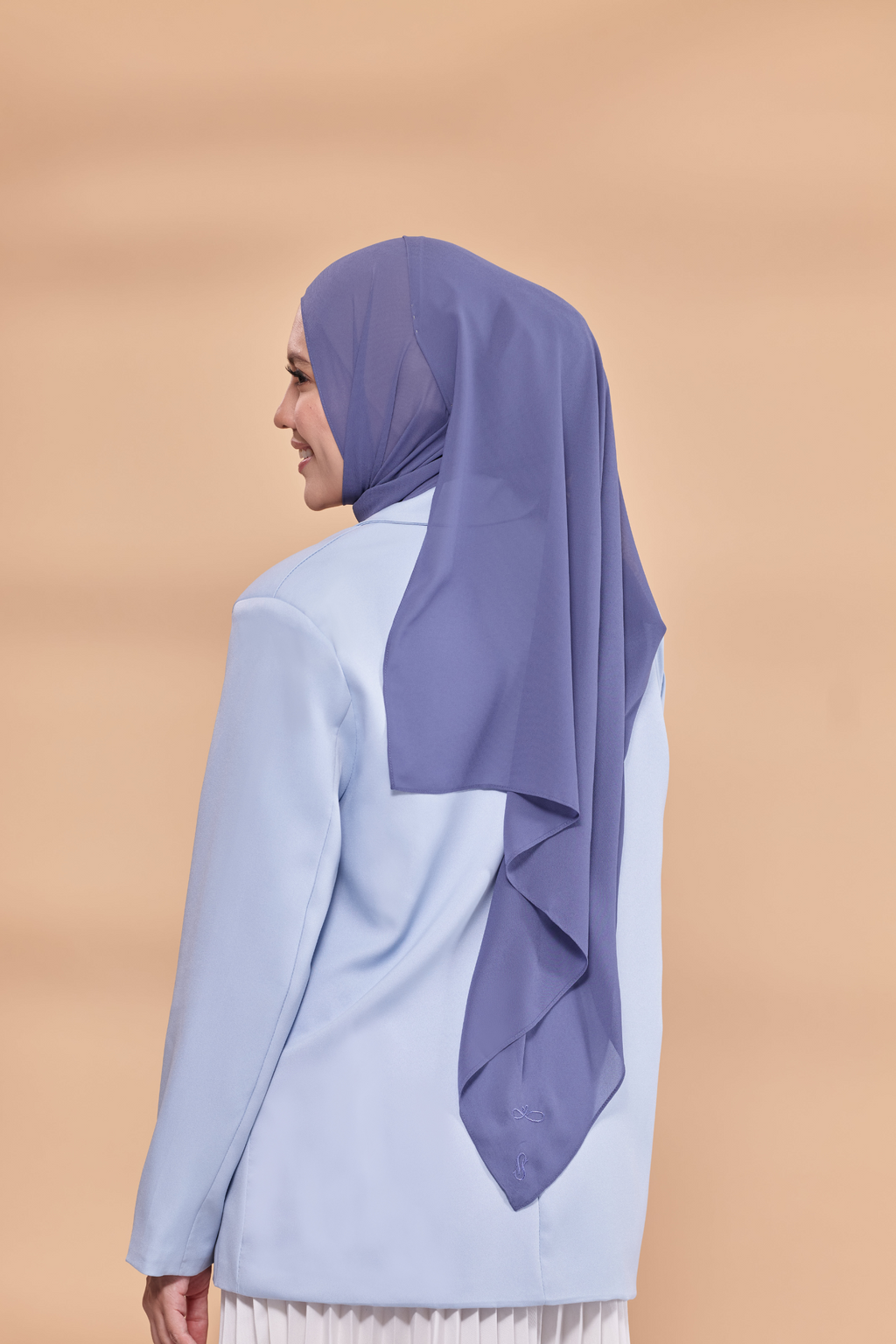 Emily Lux Chiffon  ( First Class - Beta-blue )