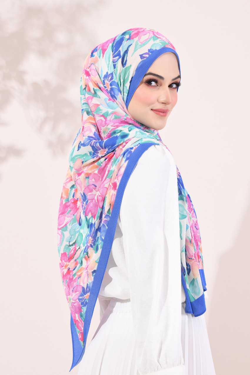 (SAMPLE) ( Full Wide Pleats Shawl ) Paint in Bloom ( DEFINITELY )