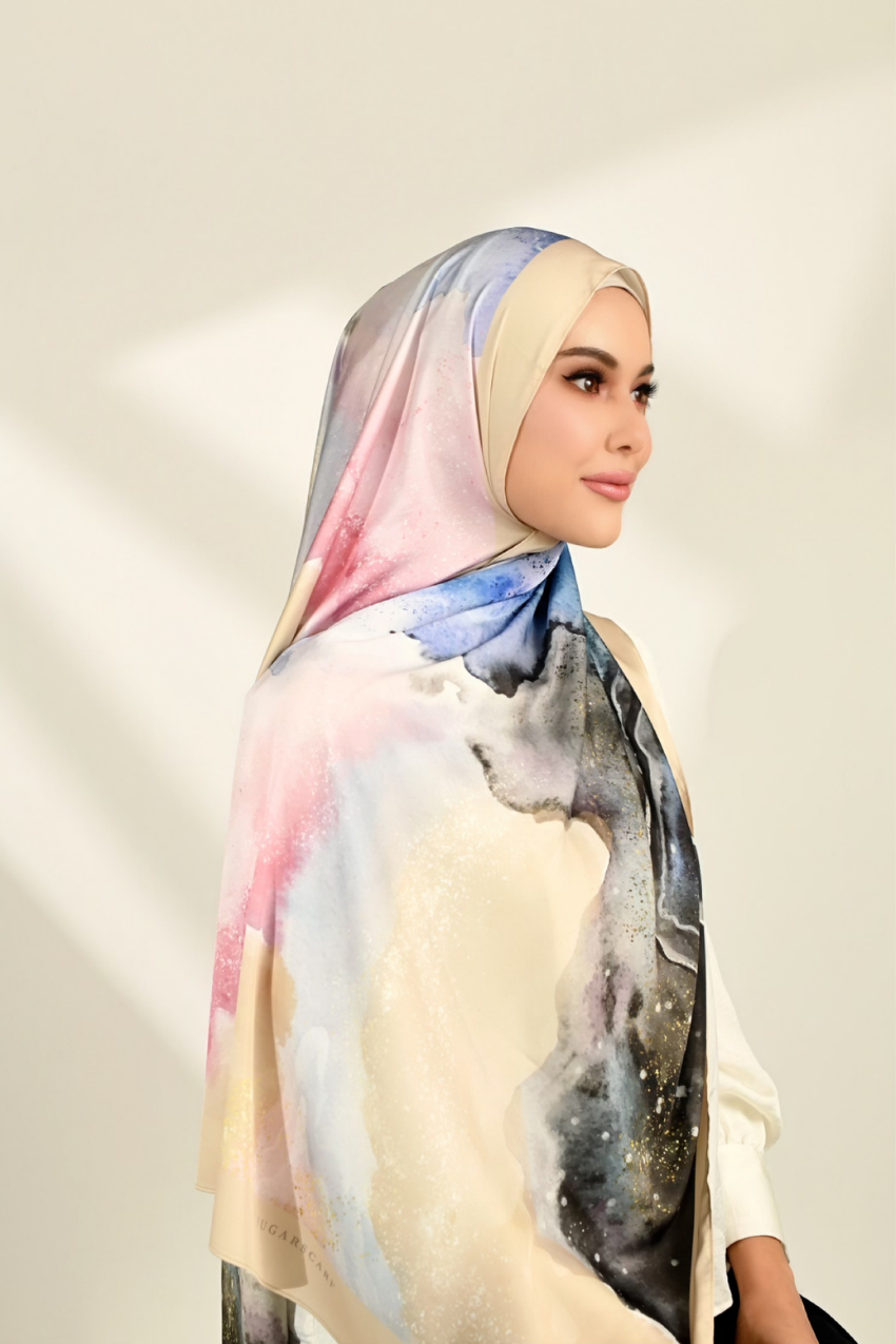 YES Dolce Vita Mixed Satin Silk Shawl in Magical