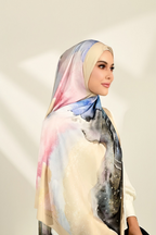 YES Dolce Vita Mixed Satin Silk Shawl in Magical