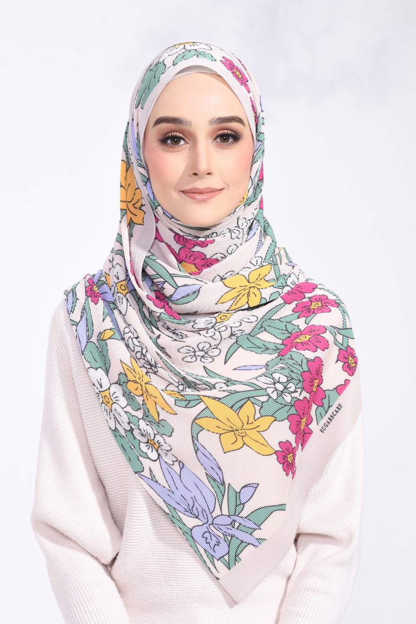 (SAMPLE) ( Full Wide Pleats Shawl ) Wild Blooms ( Balqis )