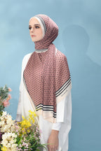 (SAMPLE) Classy Pleated Scarf in Blair Waldorf