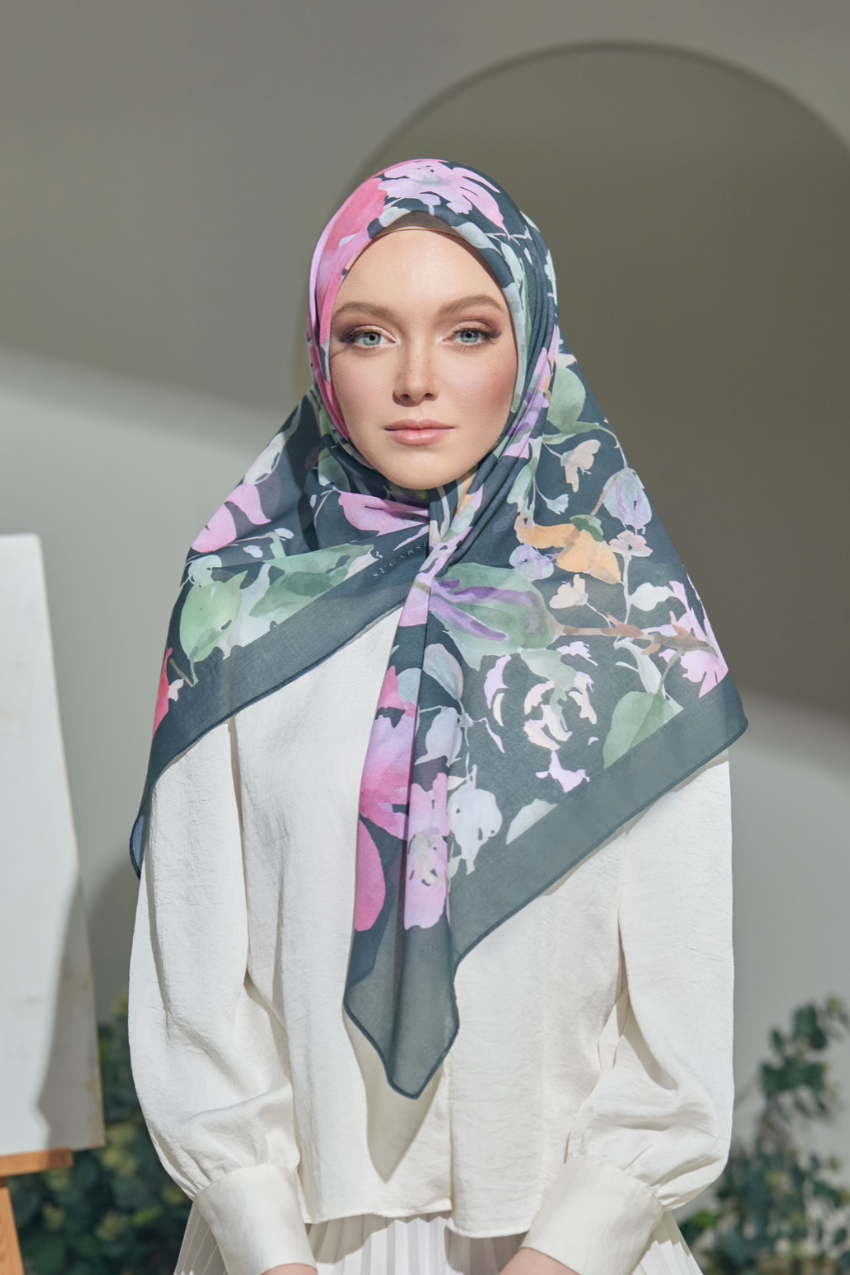 YES ( Square ) Paint in Bloom Cotton Premium Scarf ( GOSSIP )