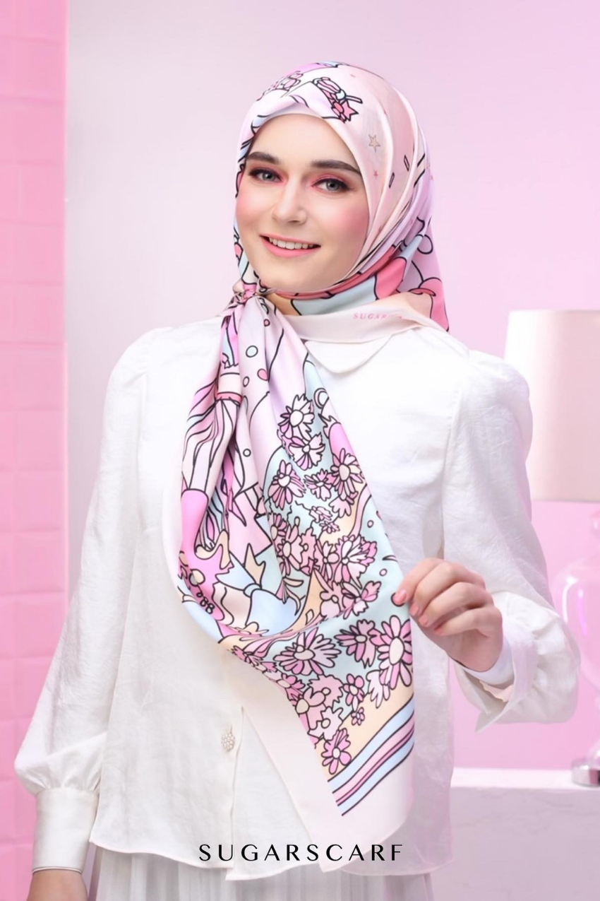 YES DEFECT -  Close To Heart Mixed Satin Silk SQUARE Edition