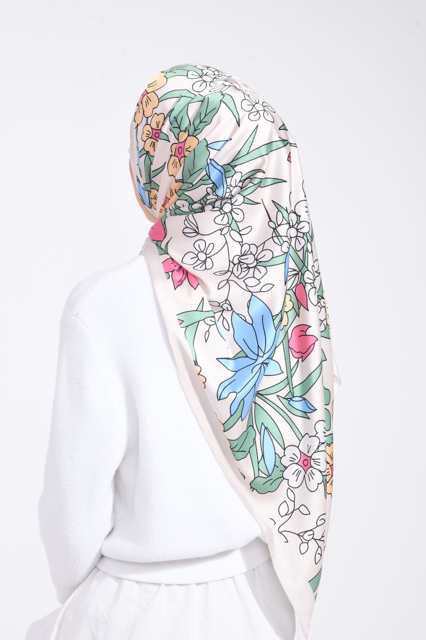 YES ( Shawl ) Wild Blooms Mixed Satin Silk ( Laila )