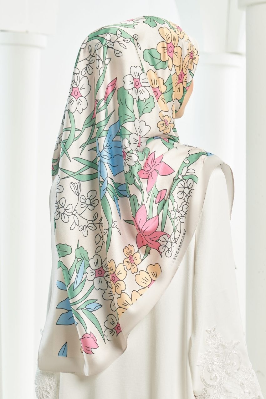 YES ( Square ) Wild Blooms Mixed Satin Silk - Laila