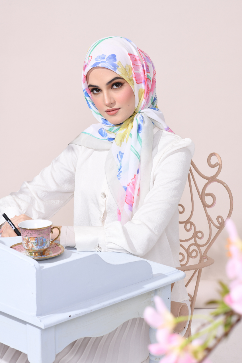 YES ( Square Scarf ) Sweetheart in Cotton Bawal (Appreciate )