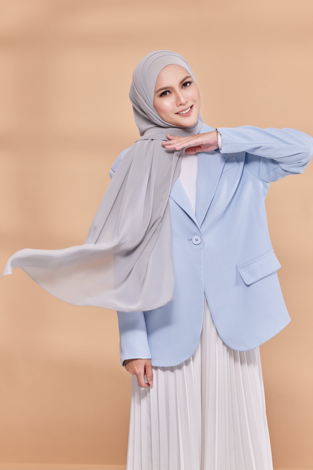 Emily Lux Chiffon ( Unstopabble - Pewter )