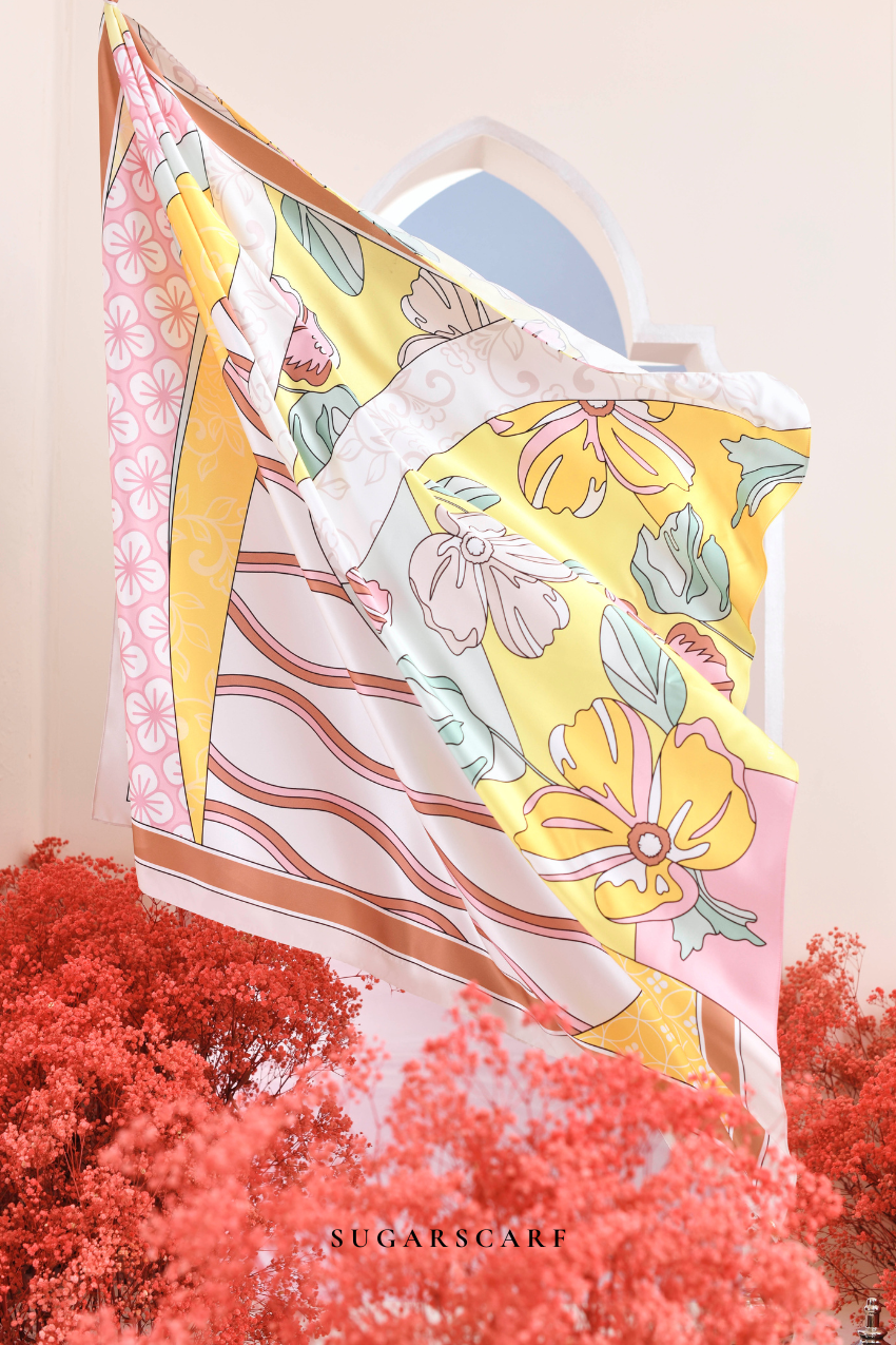 YES DEFECT -  ( Square ) Garden of Hurrem Bloom Mixed Silk Satin Scarf ( DILARA )