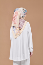 ( Square ) Andalusia Flower Mixed Satin Silk ( LABYRINTH )