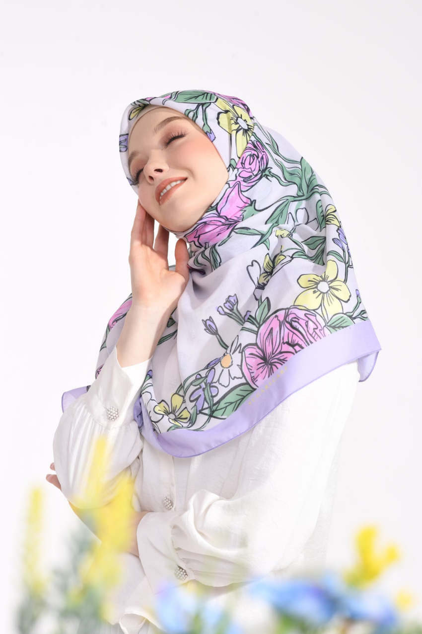 YES DEFECT - ( Square ) Bloom Flair Premium Voile Cotton ( FIRST LOVE )