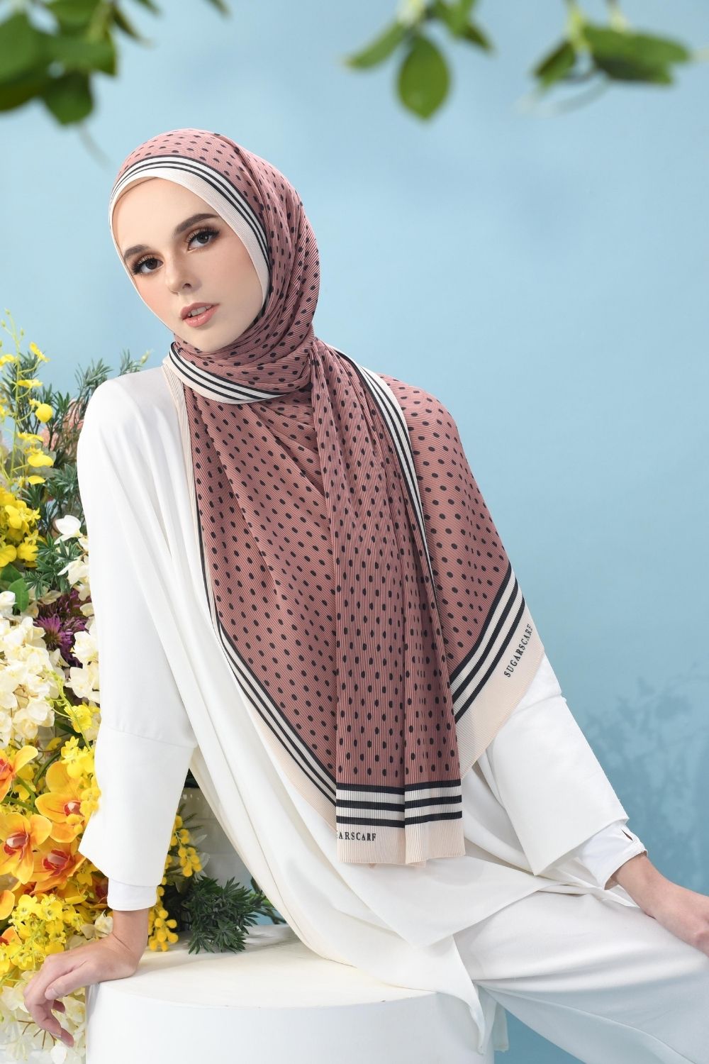 (SAMPLE) Classy Pleated Scarf in Blair Waldorf