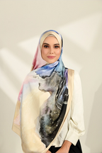 YES Dolce Vita Mixed Satin Silk Shawl in Magical