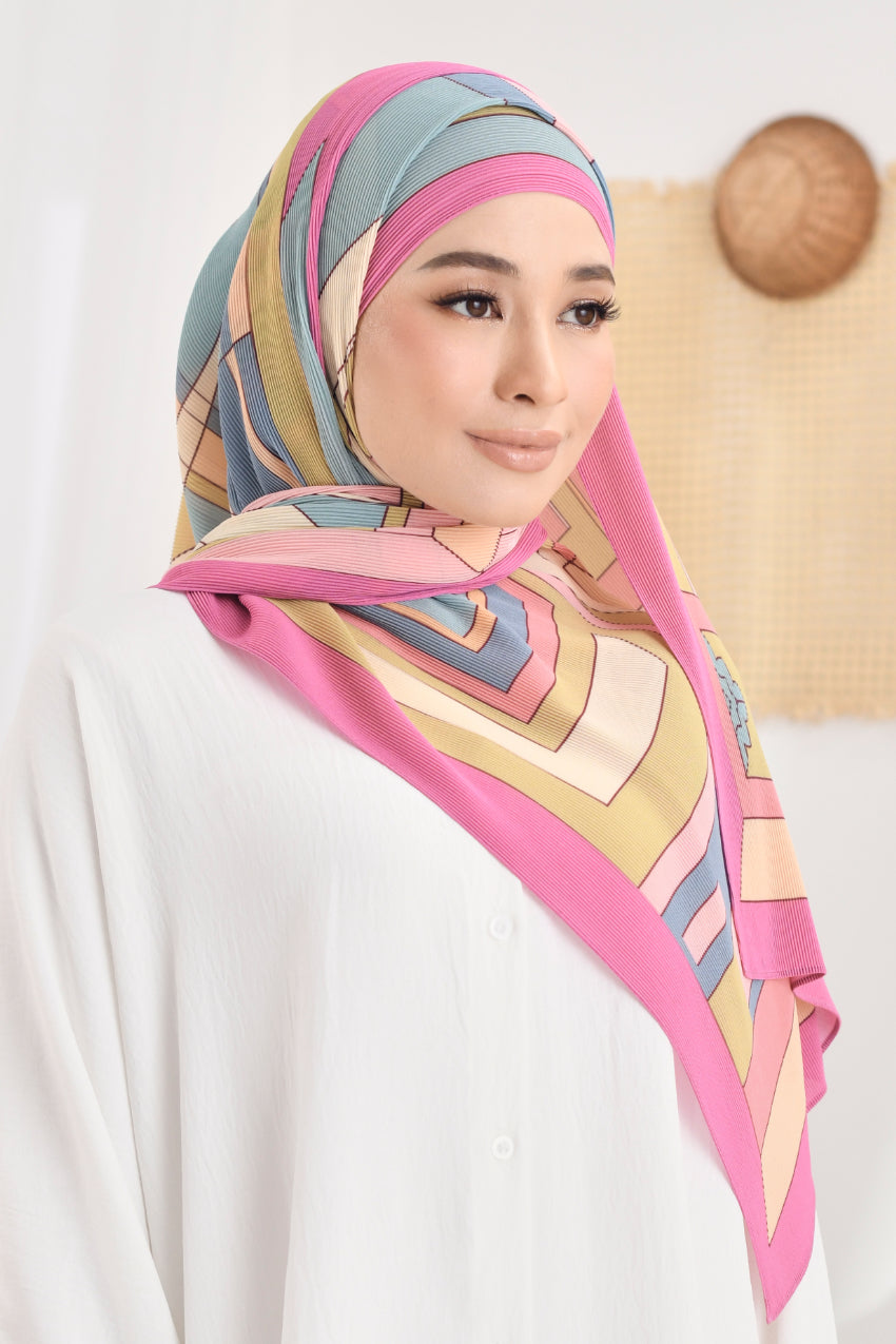 (SAMPLE) LIMITED EDITION ( Full Pleats ) RONA Wide Pleated Shawl( Kak Teh )