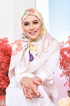 YES DEFECT - ( Square ) Garden of Hurrem Bloom Mixed Silk Satin Scarf ( ELYA )