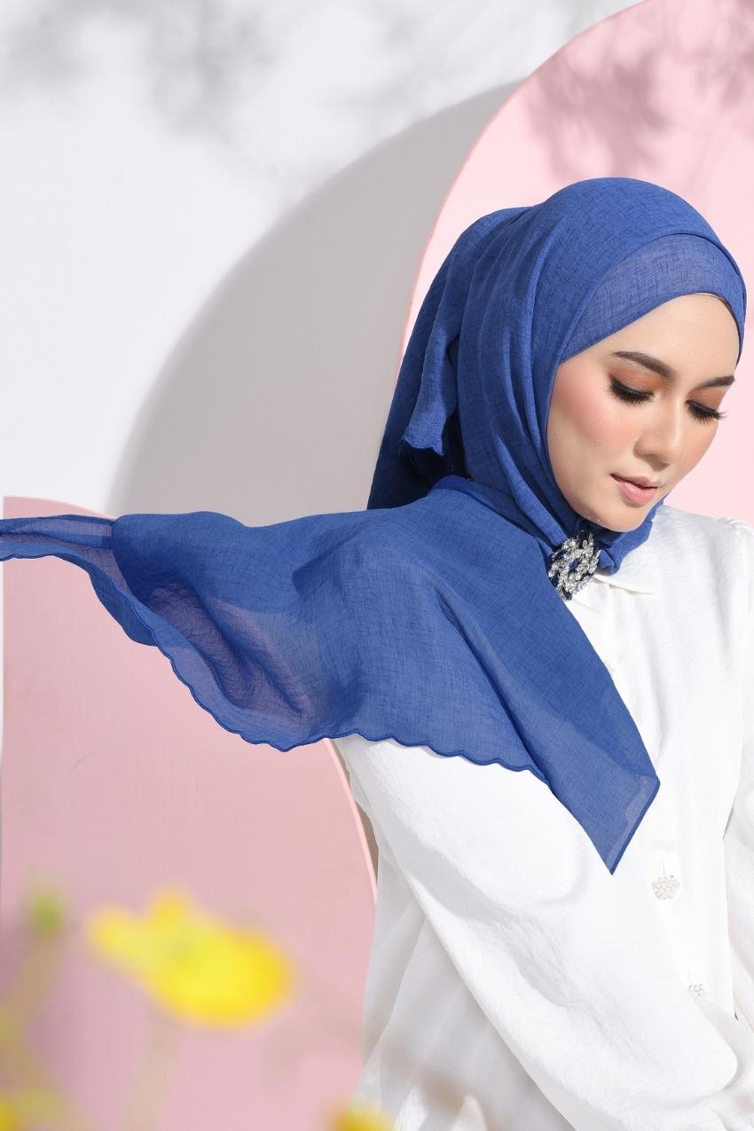 YES DEFECT - Saloma Embroidery Mixed Cotton Chiffon Shawl ( Dazzling Blue )