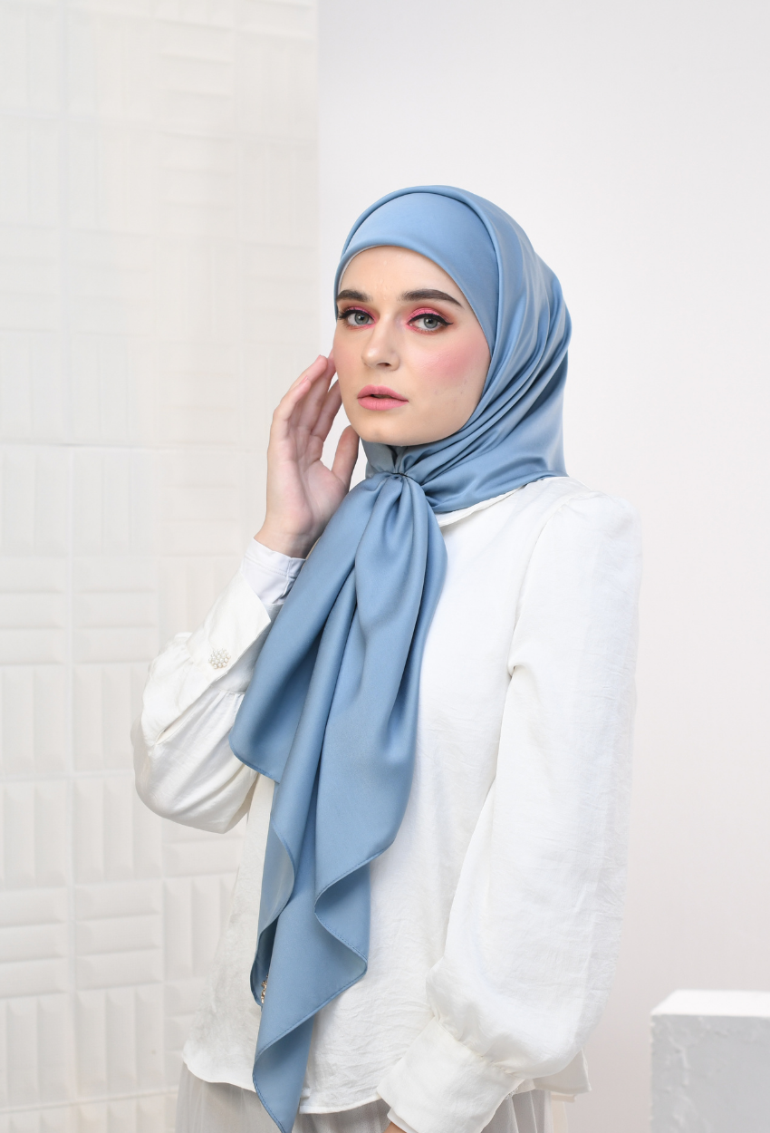 YES DEFECT - YOUR NEW MATE Smooth Satin Silk - Airy