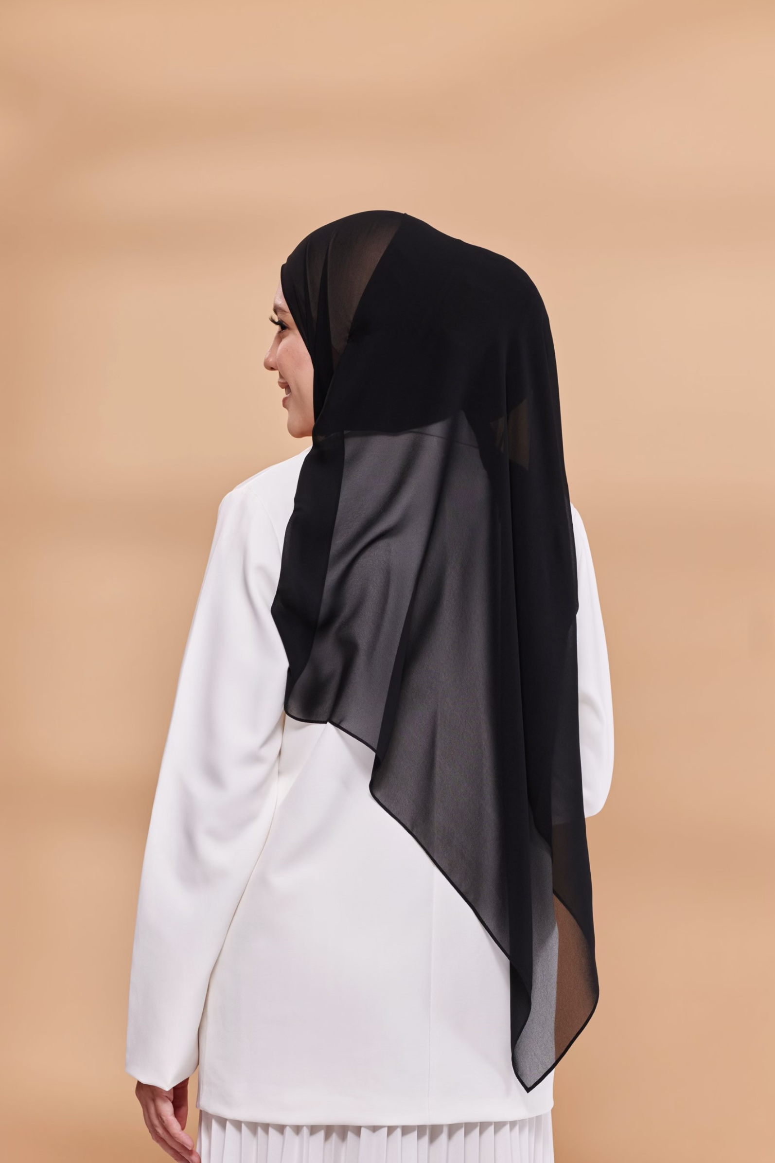 Emily Lux Chiffon ( Be You - Black )