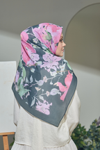 YES ( Square ) Paint in Bloom Cotton Premium Scarf ( GOSSIP )