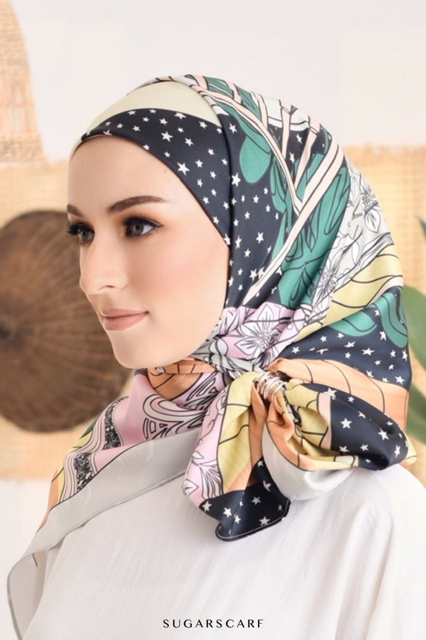 YES DEFECT - ( Square ) RUMA Mixed Satin Silk Scarf - Emerald