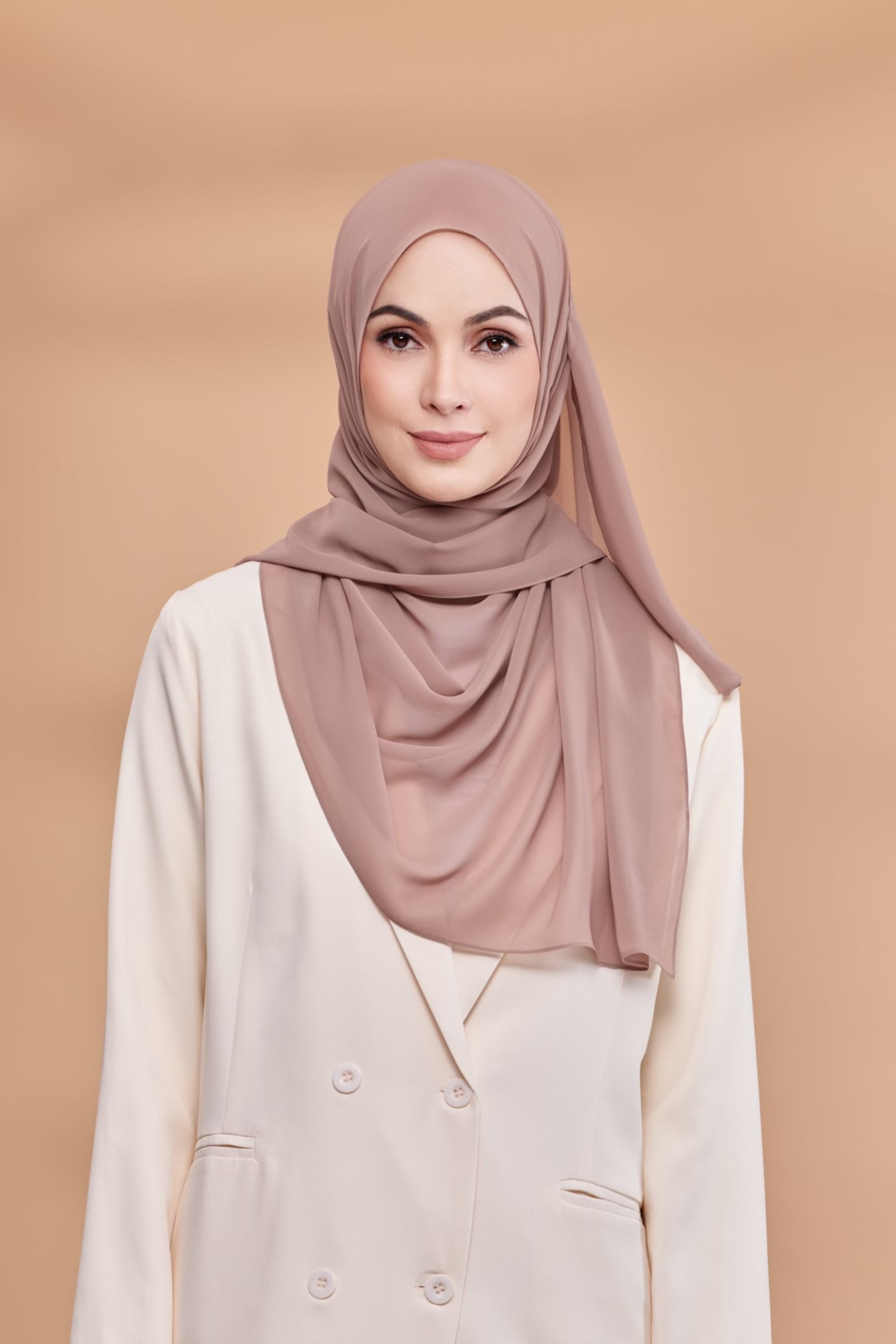 Emily Lux Chiffon  ( That Girl - Rosewood )