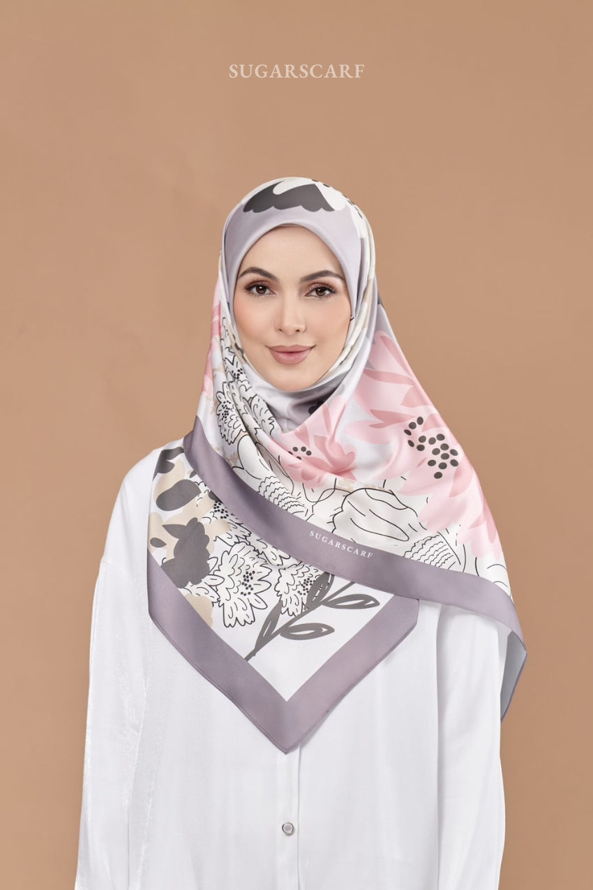 YES ( Square ) Andalusia Flower Mixed Satin Silk ( LOVE-PIE )