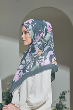 YES ( Square ) Paint in Bloom Cotton Premium Scarf ( GOSSIP )