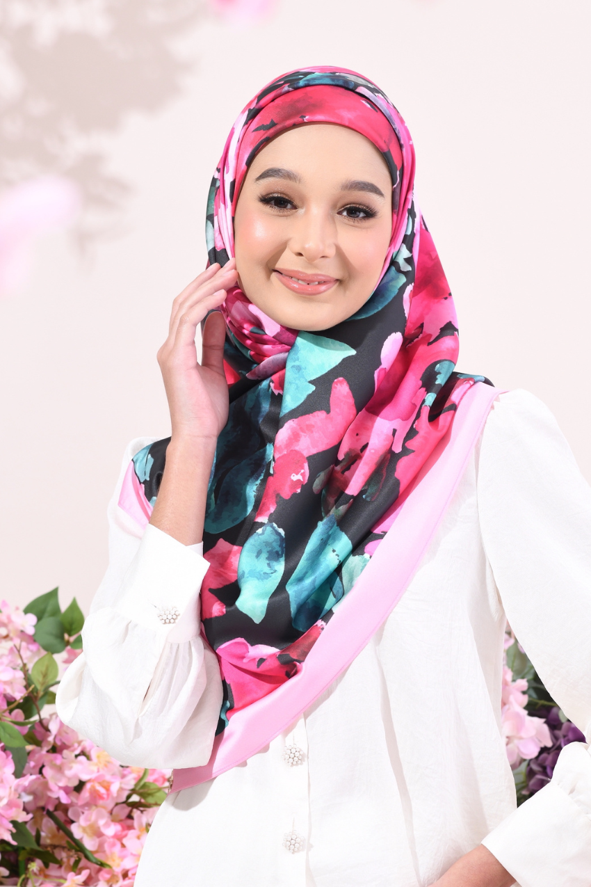 YES DEFECT ( Square ) Soulful Bloom Mixed Silk Satin Scarf ( Eryana )