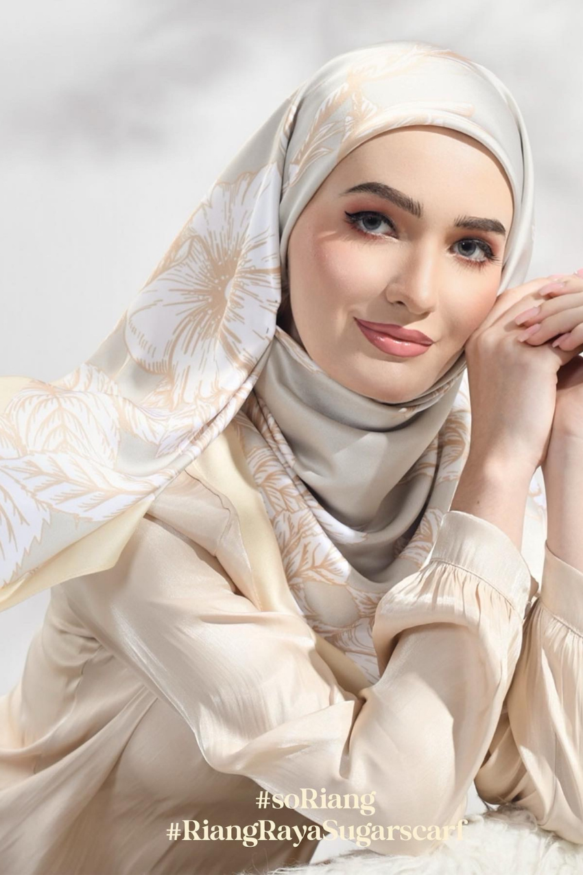 YES (Square) Rindu Mixed Satin Silk Scarf  - Mekar