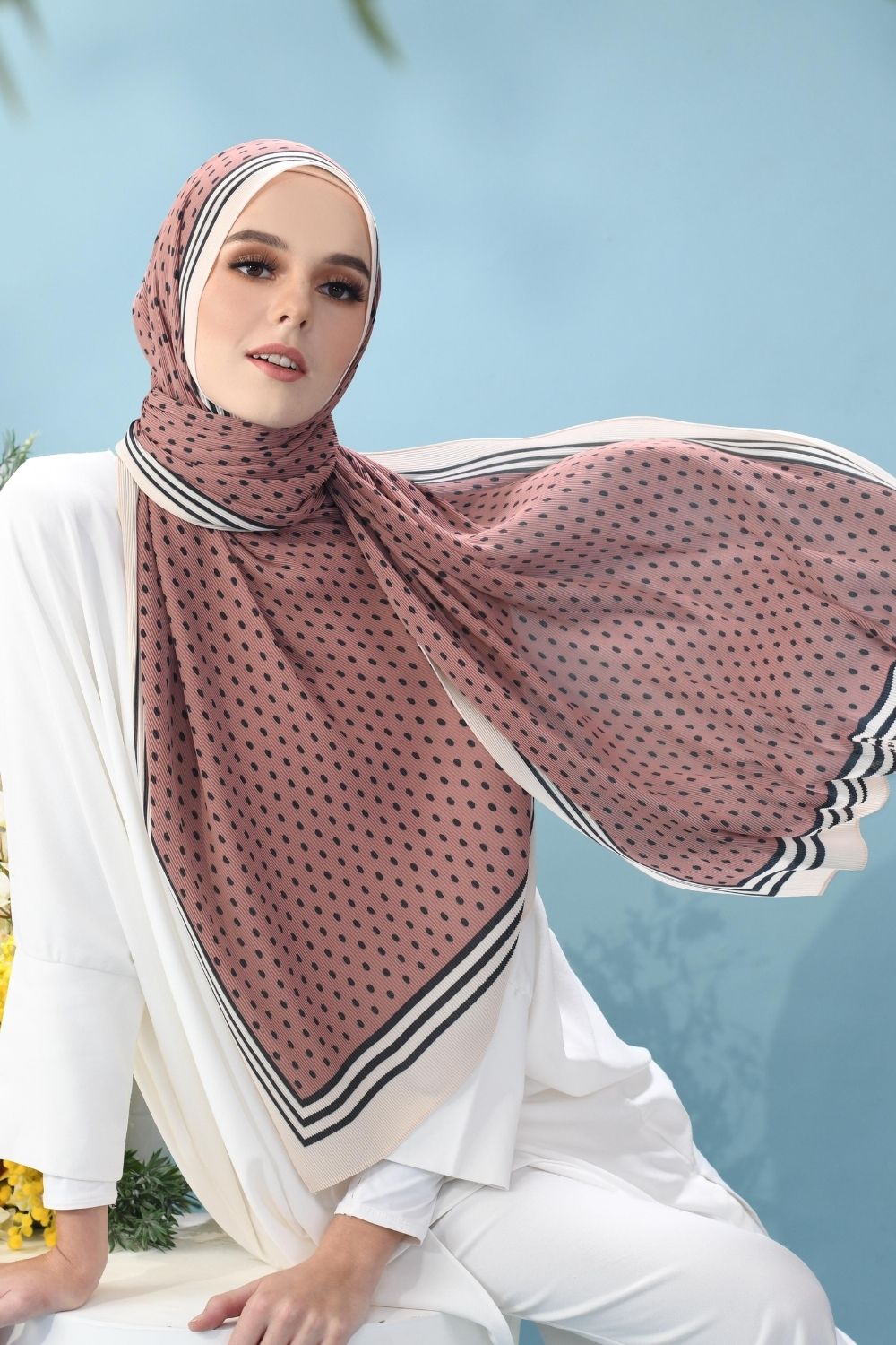 (SAMPLE) Classy Pleated Scarf in Blair Waldorf