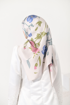 YES Colours of Morocco: Blooming Square in Loyal Ivory