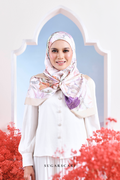 YES ( Square ) Garden of Hurrem Bloom Mixed Silk Satin Scarf ( DENIZ )