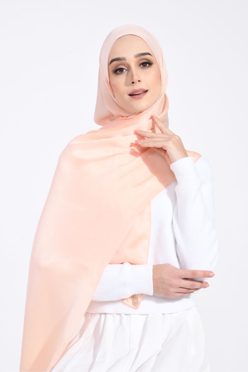 YES DEFECT - YOUR NEW MATE Smooth Satin Silk - Ice Peach