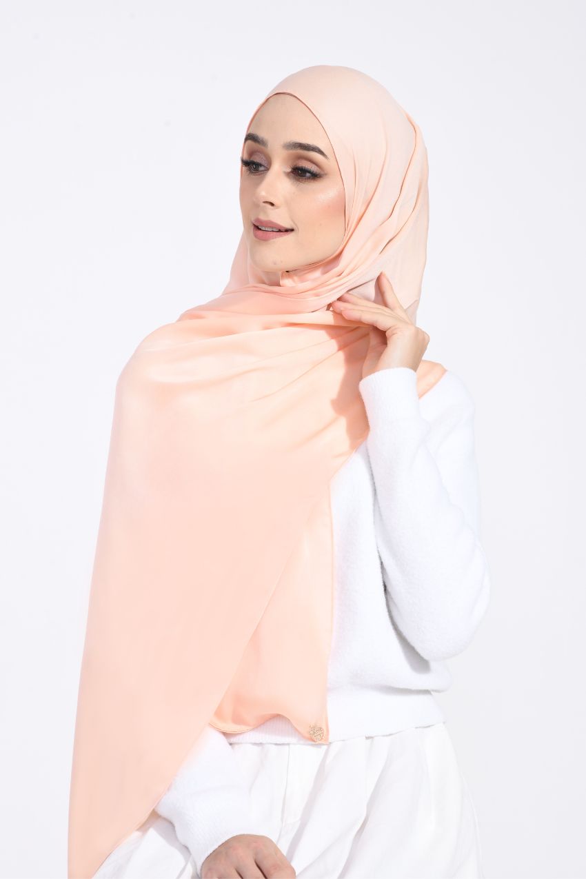 YES DEFECT - YOUR NEW MATE Smooth Satin Silk - Ice Peach