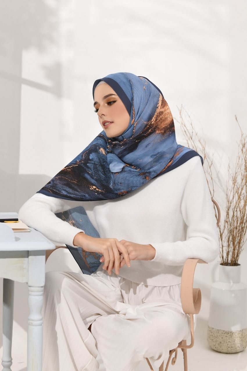 SAMPLE Dolce Wide Pleats In Ocean Dream