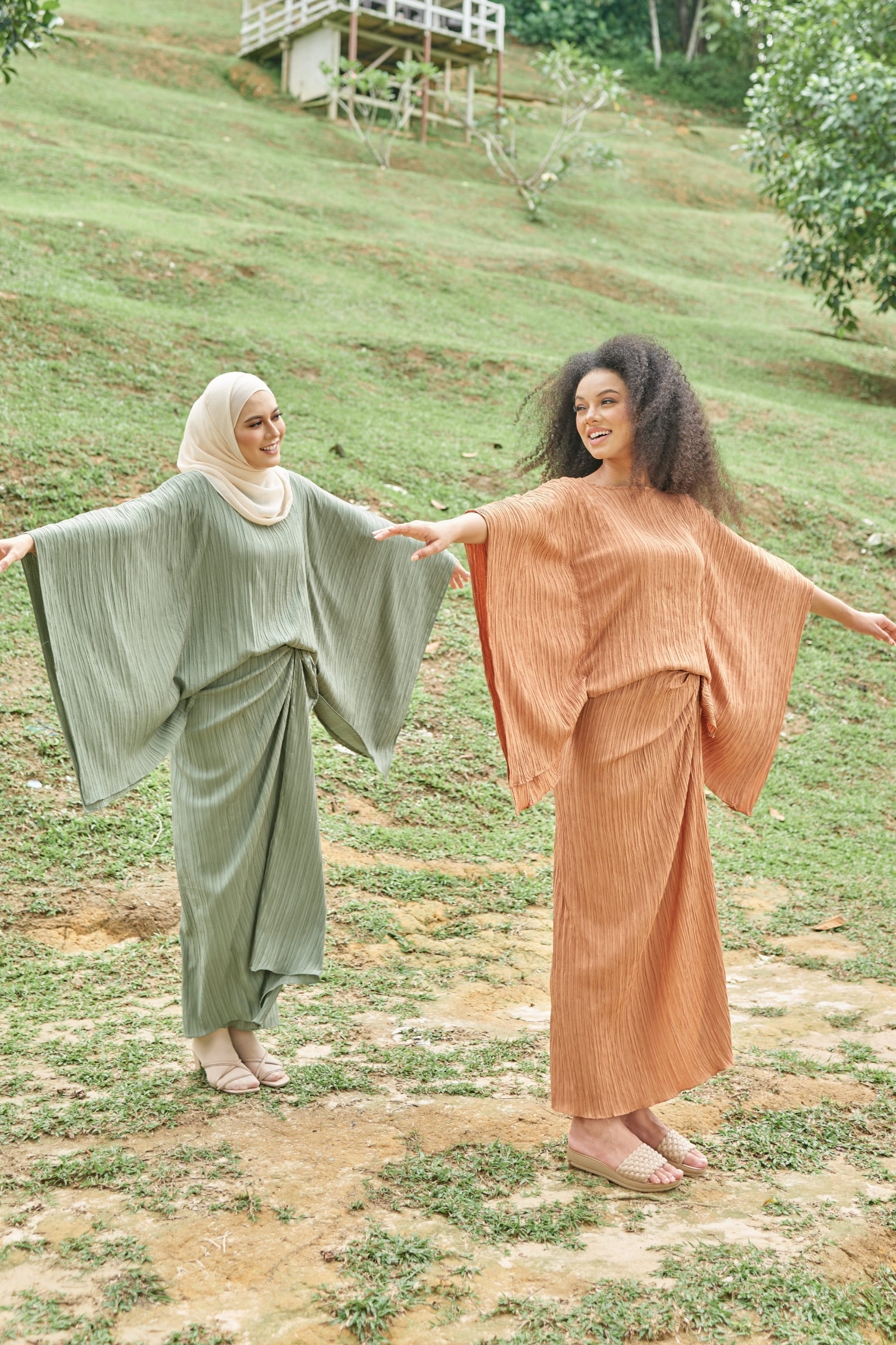 Anya Kaftan Set ( Kaftan Top & Instant Pareo Skirt - Two-Piece Set )