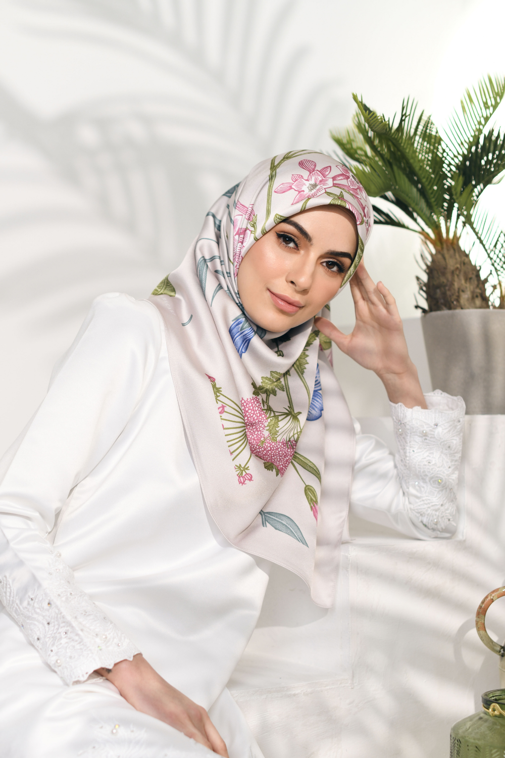 YES Colours of Morocco: Blooming Square in Loyal Ivory