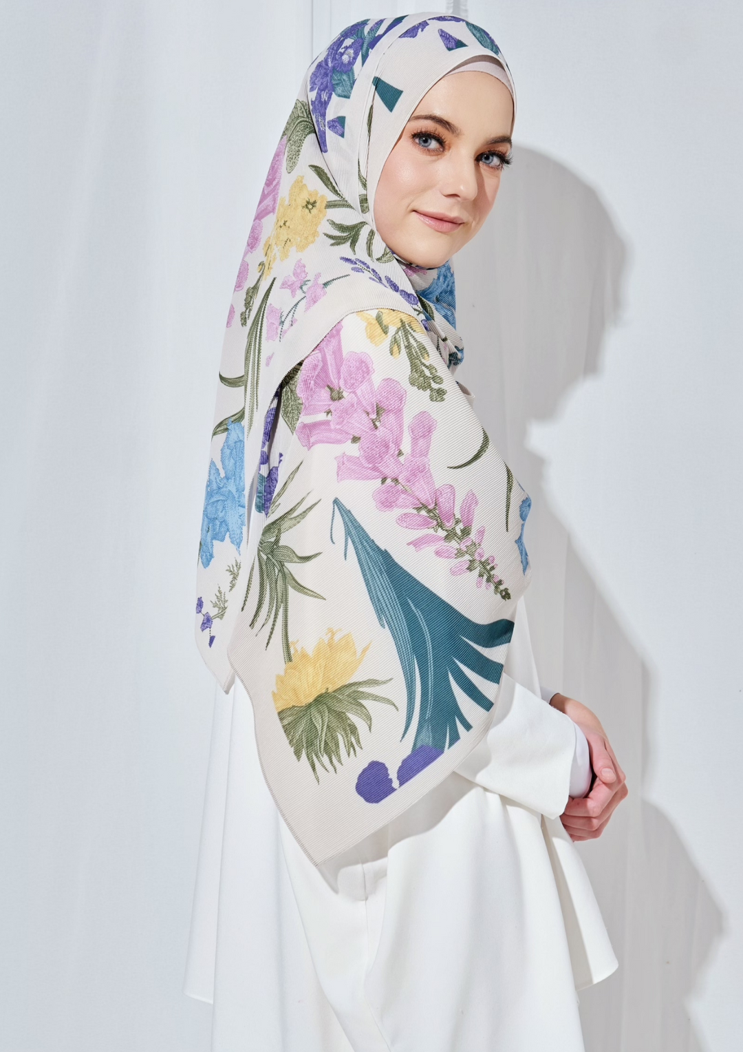 (SAMPLE) (Pleated Shawl) Bloom Journey Wide Pleats Scarf In Forever17