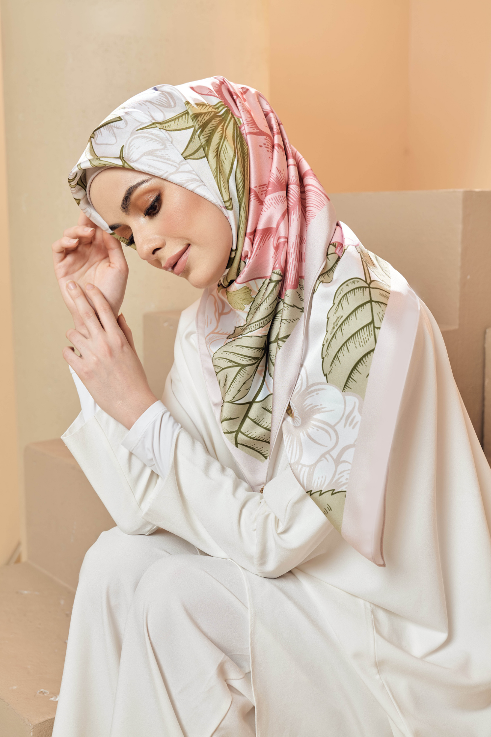 YES ( SQUARE) Blooming Journey in Mixed Satin Silk ( Celebrate )