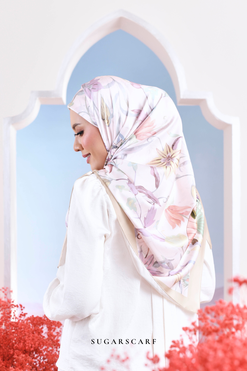 YES ( Square ) Garden of Hurrem Bloom Mixed Silk Satin Scarf ( DENIZ )