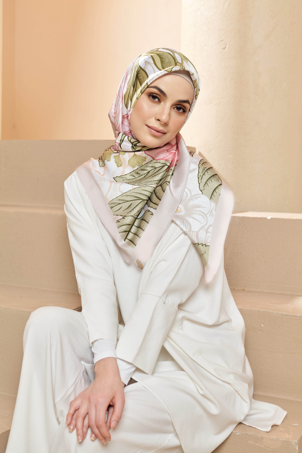 YES ( SQUARE) Blooming Journey in Mixed Satin Silk ( Celebrate )