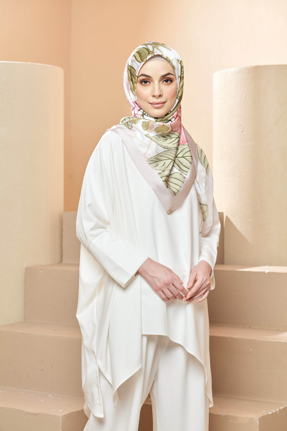 YES ( SQUARE) Blooming Journey in Mixed Satin Silk ( Celebrate )