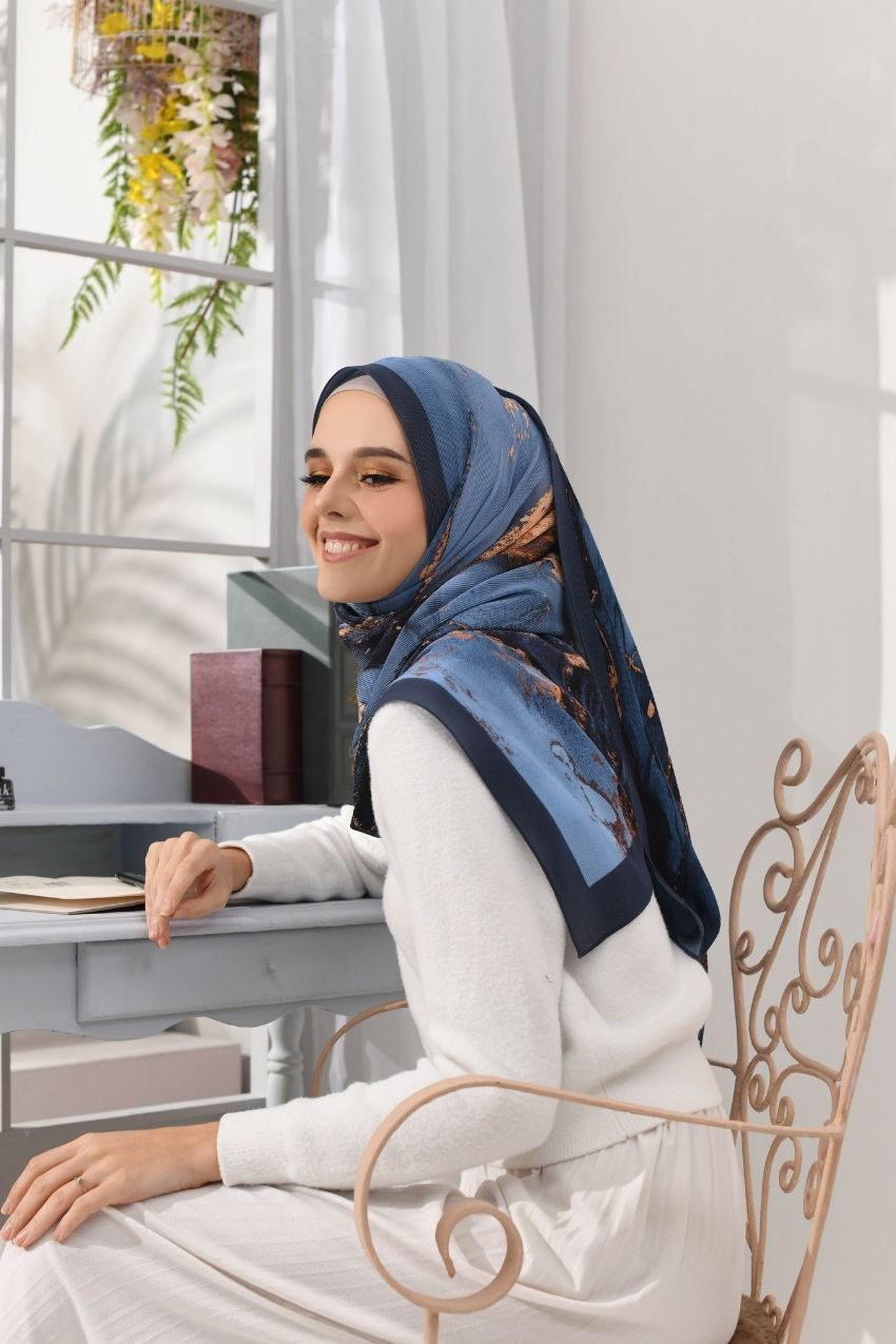 SAMPLE Dolce Wide Pleats In Ocean Dream