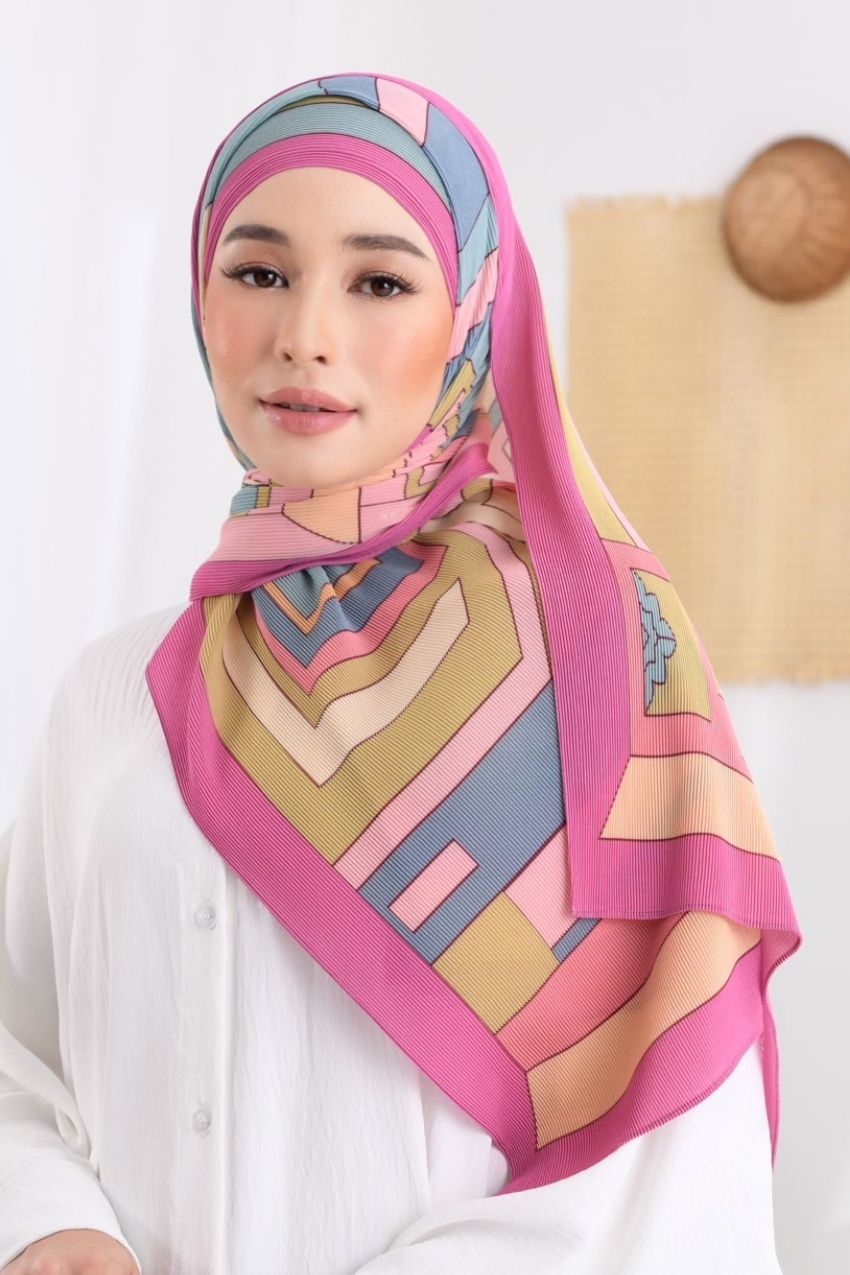 (SAMPLE) LIMITED EDITION ( Full Pleats ) RONA Wide Pleated Shawl( Kak Teh )