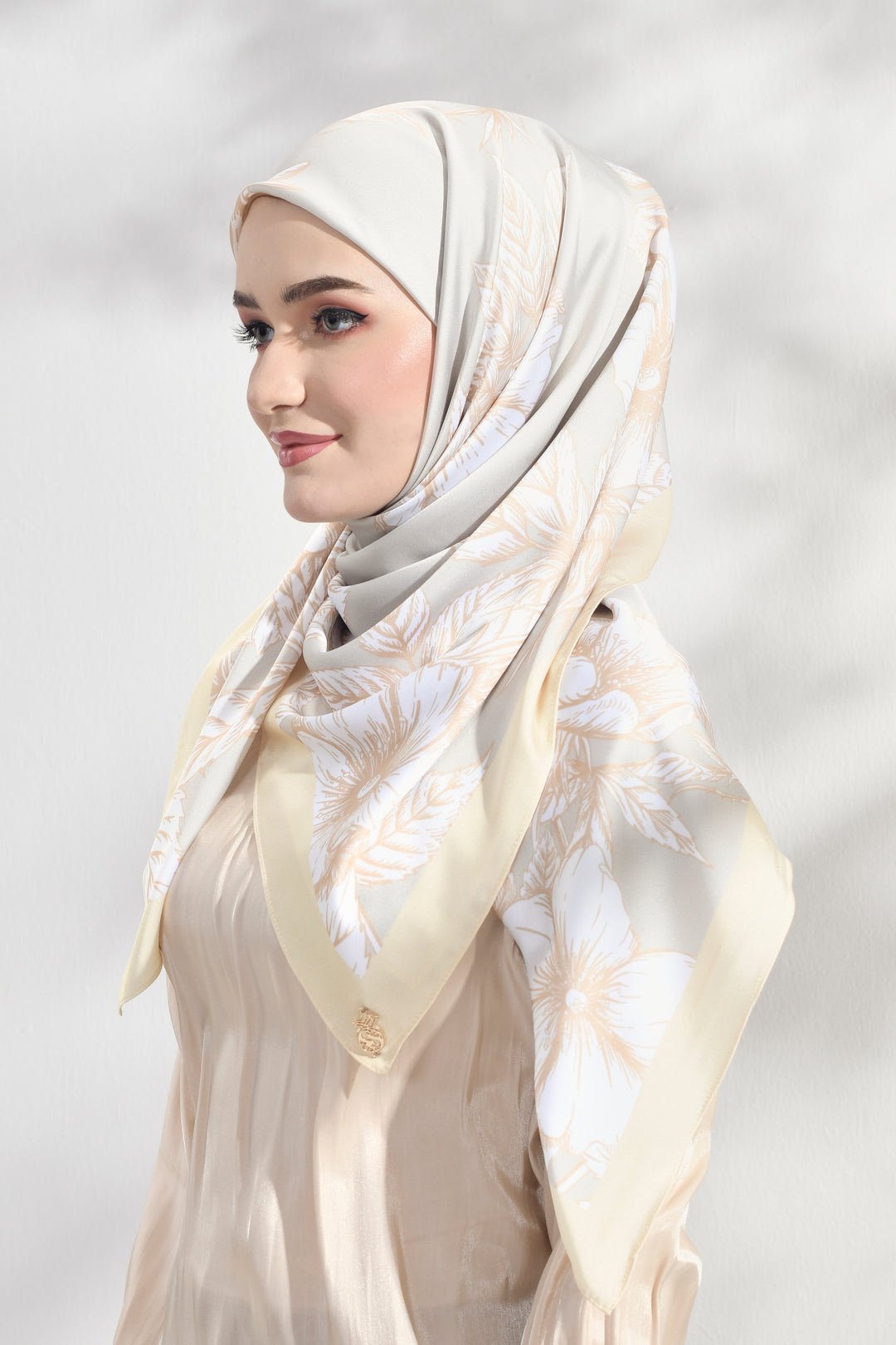 YES (Square) Rindu Mixed Satin Silk Scarf  - Mekar